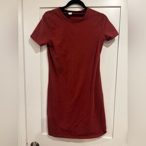 Athleta Red Short Sleeve Dress Size S